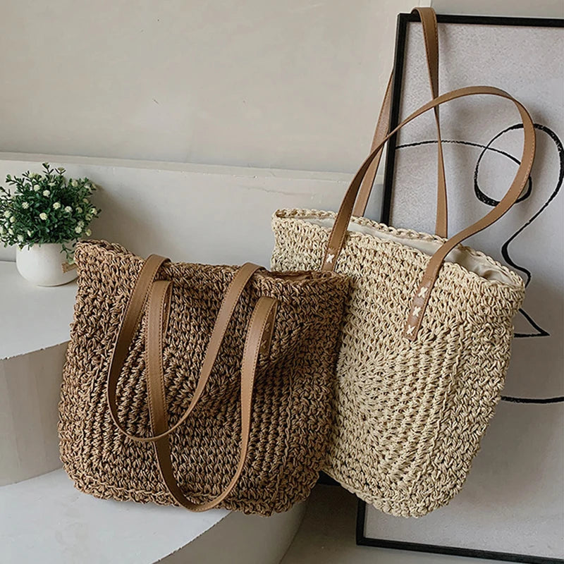 Minimalist Straw Shoulder Bag